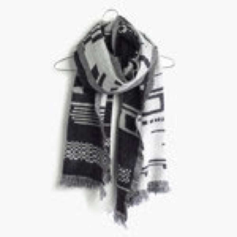 Madewell felted nomadic scarf
size: one size
color: sleek charcoal